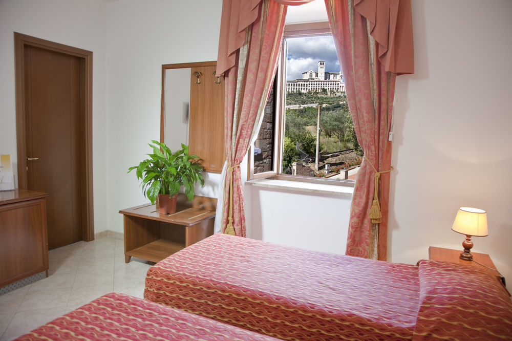 Assisi Garden Hotell Eksteriør bilde