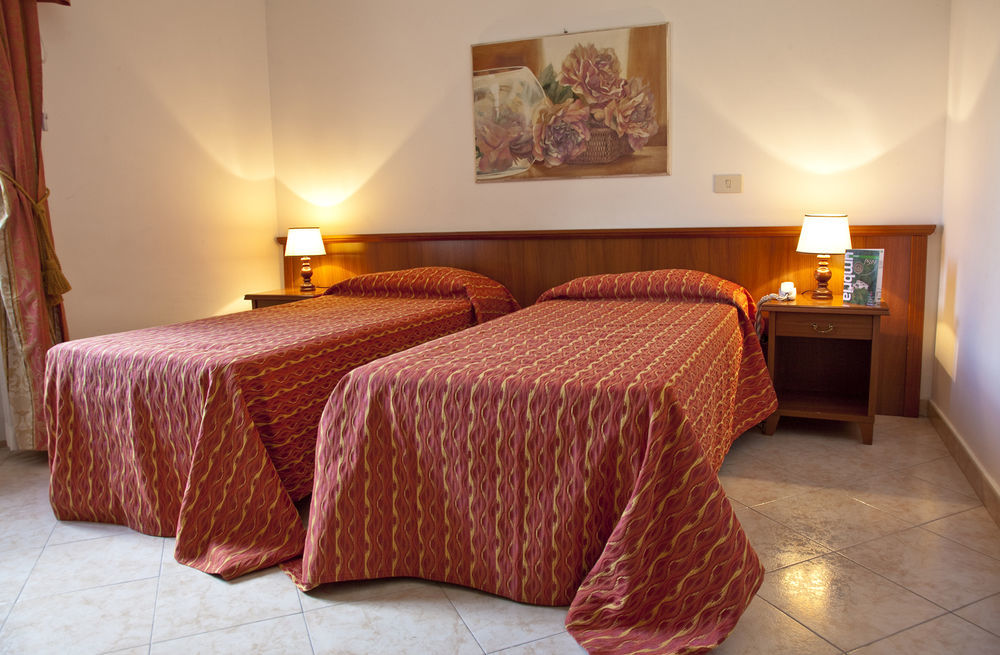 Assisi Garden Hotell Eksteriør bilde